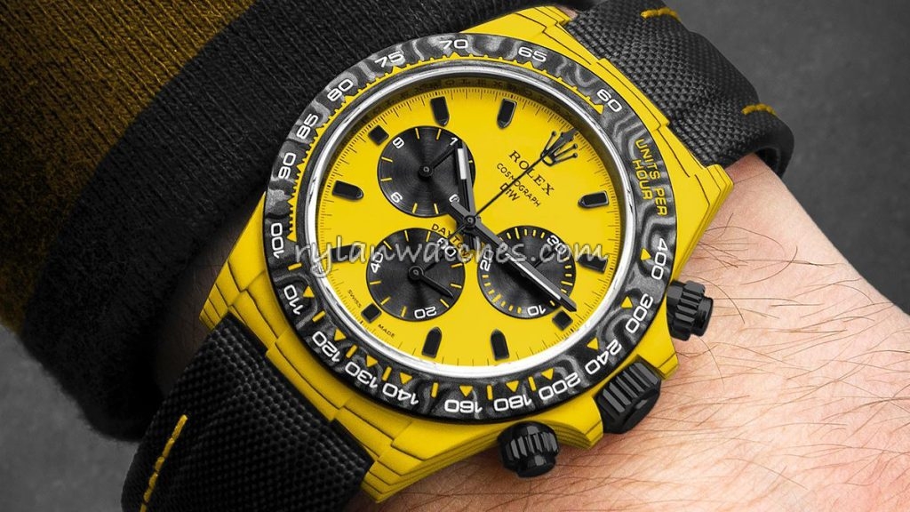 Holiday Gift Guide: Best Super Clone Watches for 2025 Collector wristshot featuring best super clone watches for Christmas