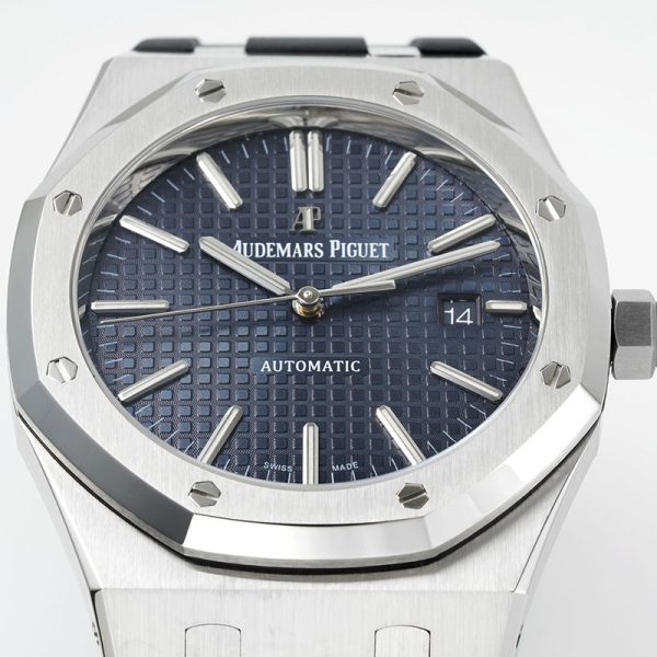 Audemars Piguet 15400 Blue dial with black rubber strap 41mm - Image 2