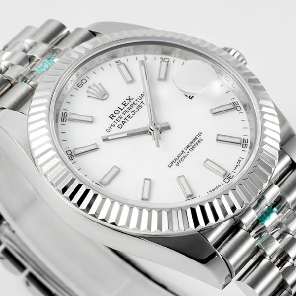 ROLEX Datejust M126300 41MM Log white flour
