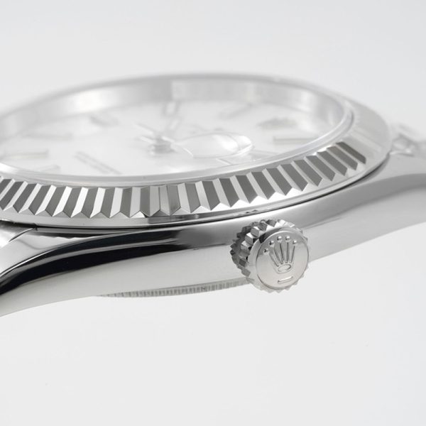 ROLEX Datejust M126300 41MM Log white flour