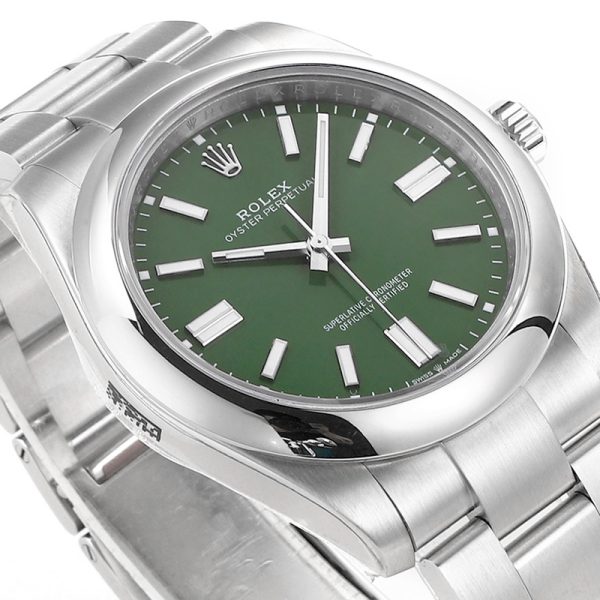 Rolex M124300 Oyster green plate 31MM - Image 4