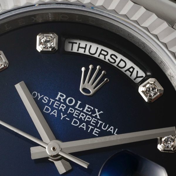 ROLEX Day-Date M128238 Journal blue face 36mm