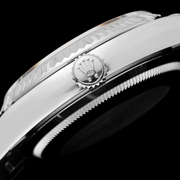 ROLEX Day-Date M128238 Journal blue face 36mm