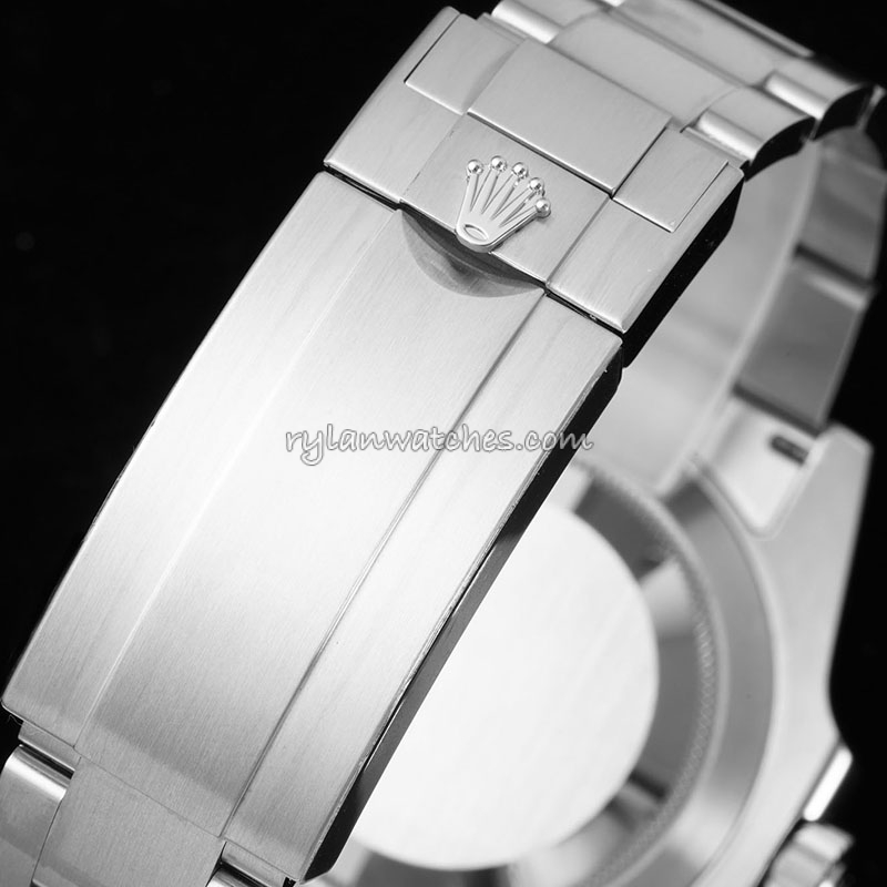 green bezel dive watch replica