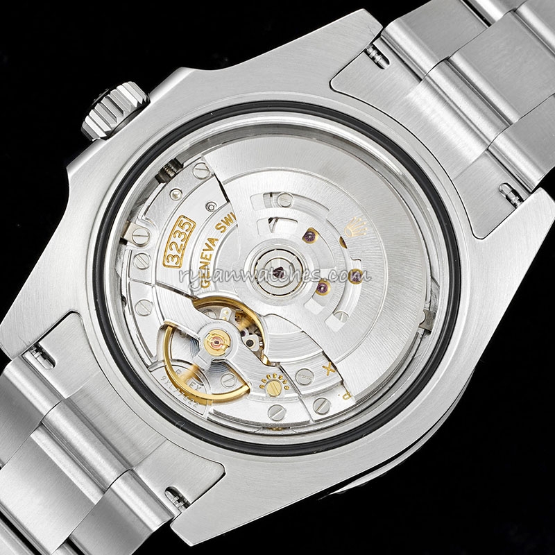 Submariner green dial ceramic bezel