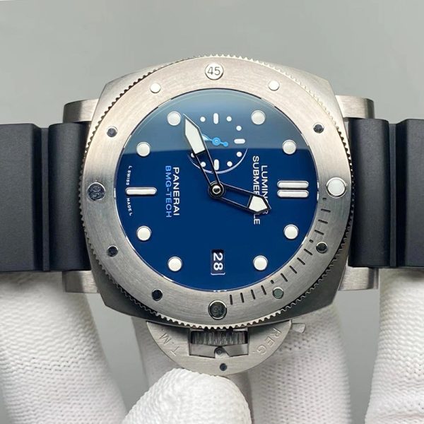 Panerai PAM692 47MM