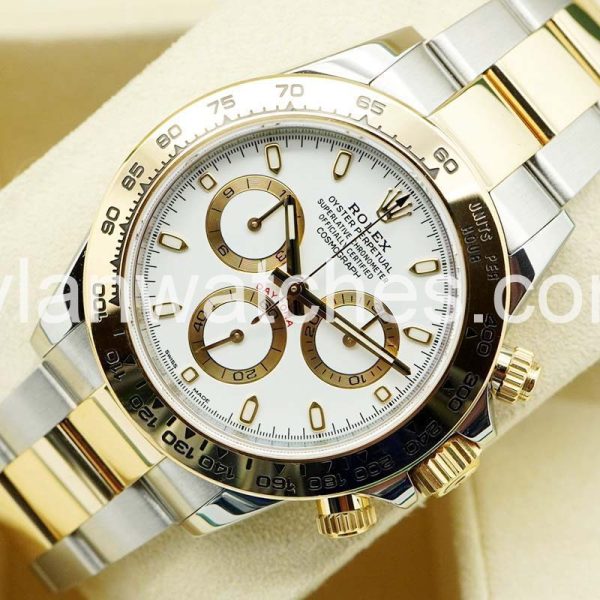 Rolex 116503 Daytona 40MM between white noodles