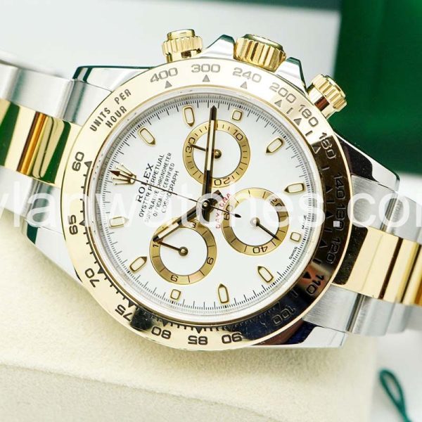 Rolex 116503 Daytona 40MM between white noodles