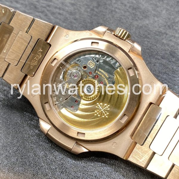 Patek Philippe 5711 AQUANAUT 40mm Nautilus diamond gold shell