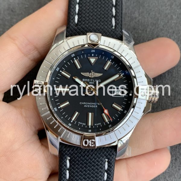 breitling avenger automatic 43
