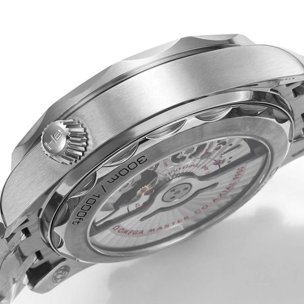 Omega Seamaster Diver 300m Clone Watch with Blue Dial and Rubber Strap 44mm (Copy)