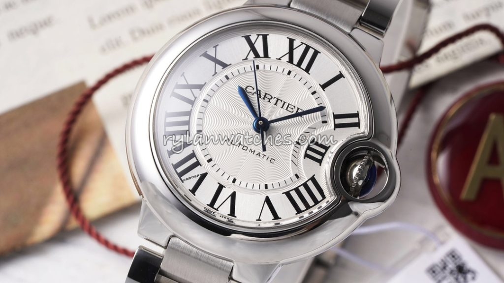 Woman Wearing Cartier Ballon Bleu Super Clone Watch