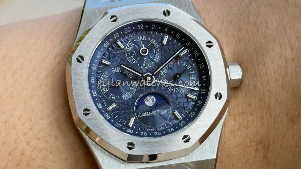 Rolex vs AP super clone front view comparison